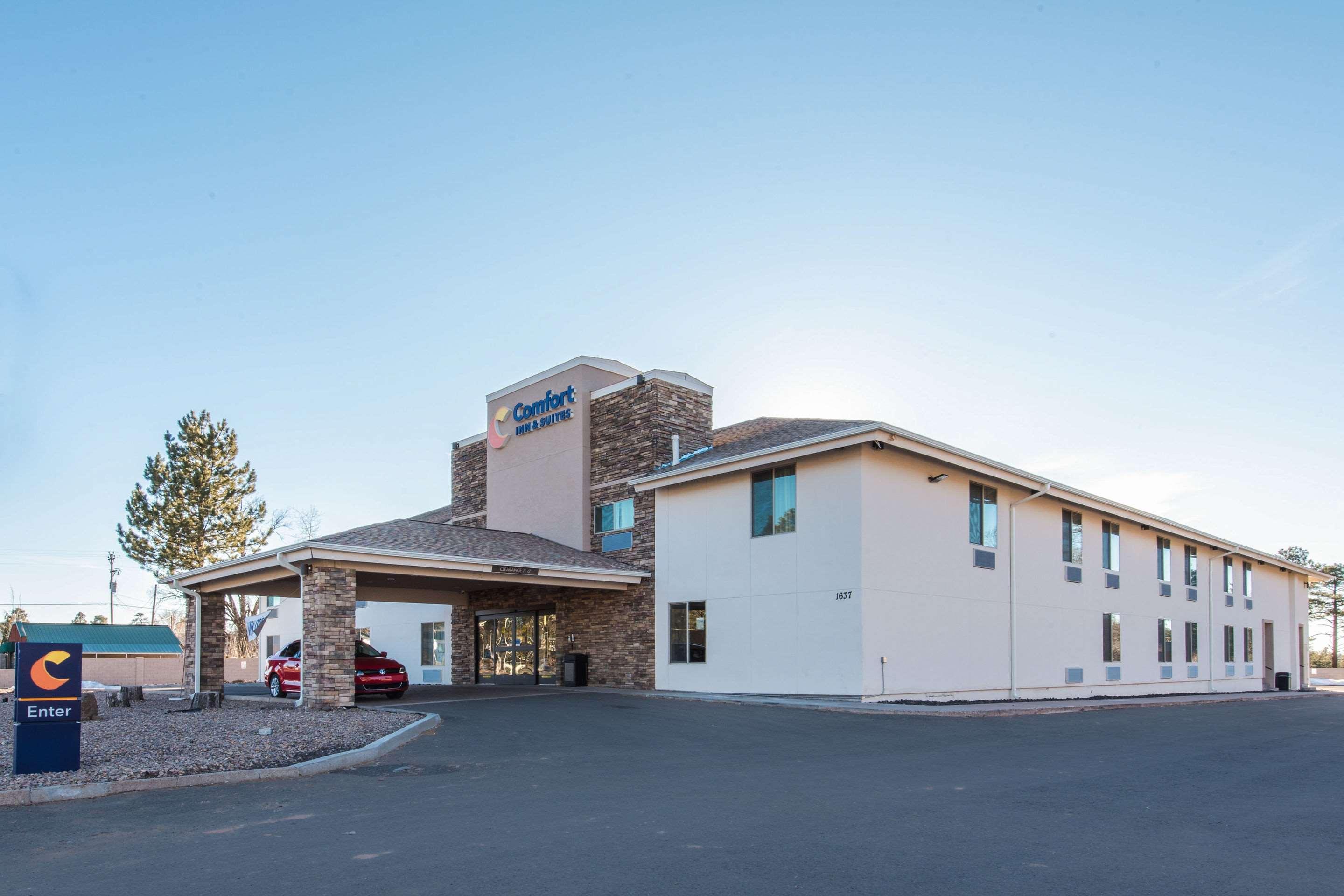 Comfort Inn & Suites Pinetop Show Low Lakeside Exterior photo